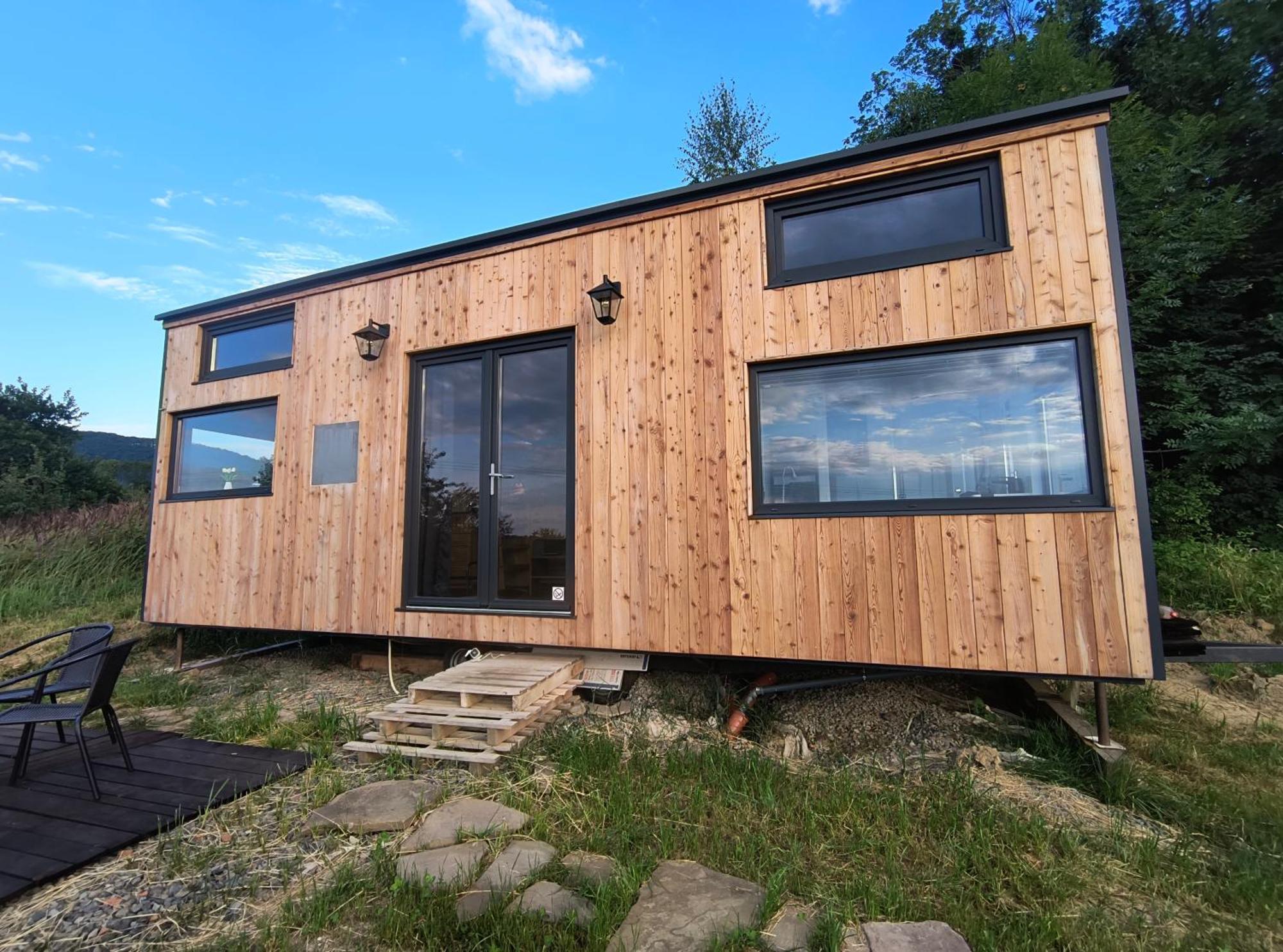 Tiny House Chvalcov Villa Luaran gambar
